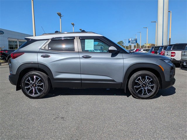 Used 2021 Chevrolet TrailBlazer ACTIV w/ Technology Package image 6