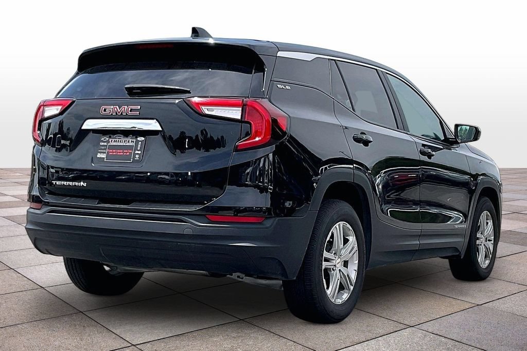 Used 2024 GMC Terrain SLE FWD image 13