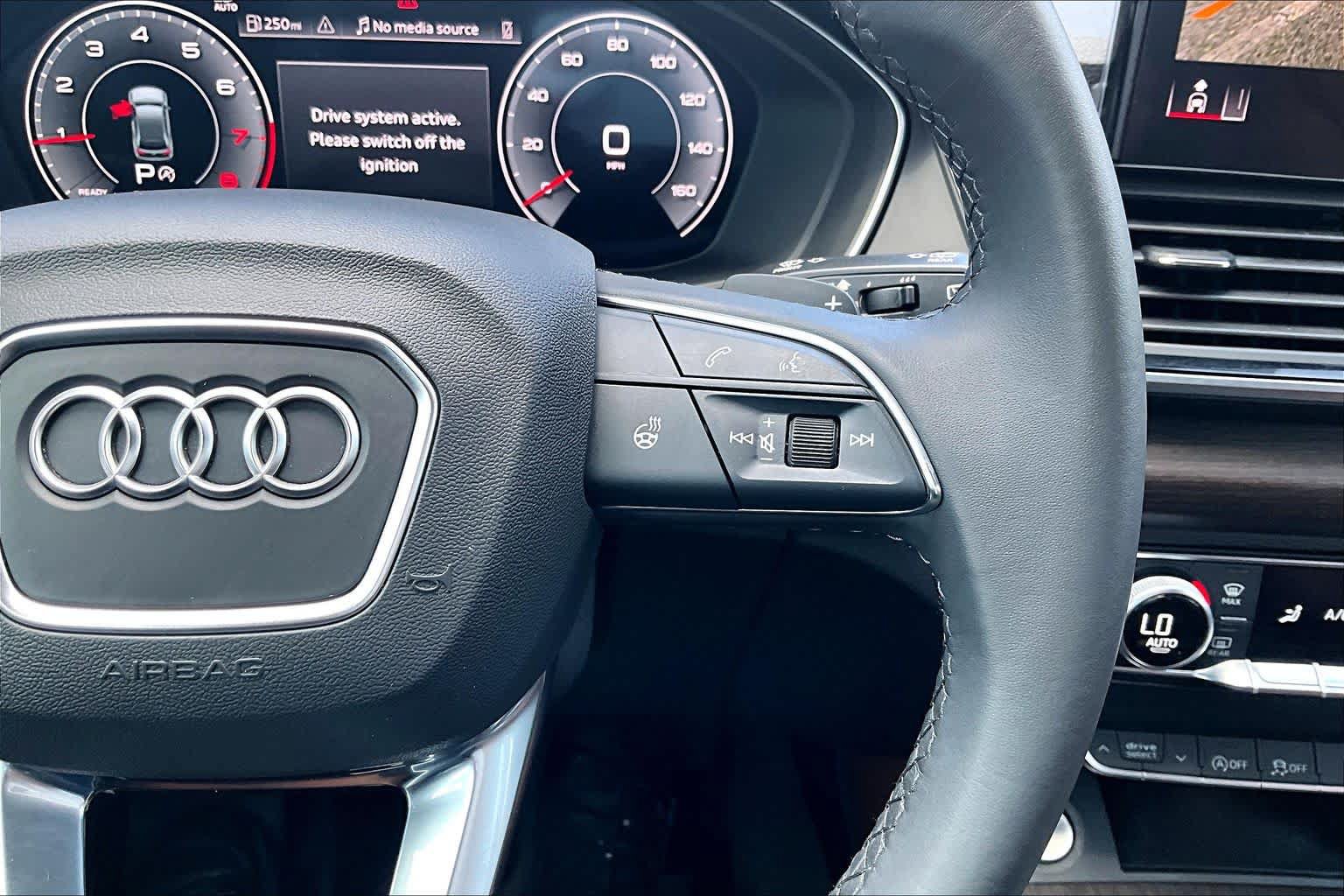 Used 2024 Audi Q5 2.0T Premium Plus AWD/4WD image 25