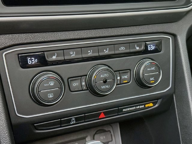 Used 2021 Volkswagen Atlas Cross Sport SE w/ Panoramic Sunroof Package AWD/4WD image 15