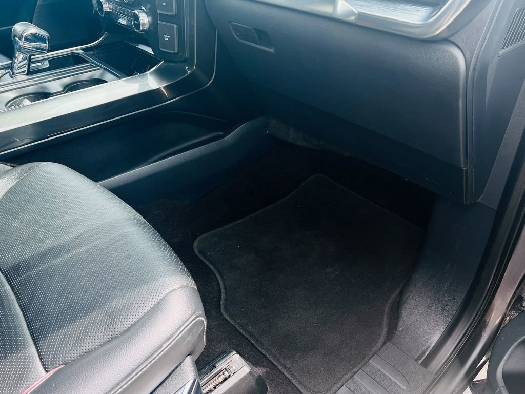 Certified 2022 Ford F150 Lariat image 16