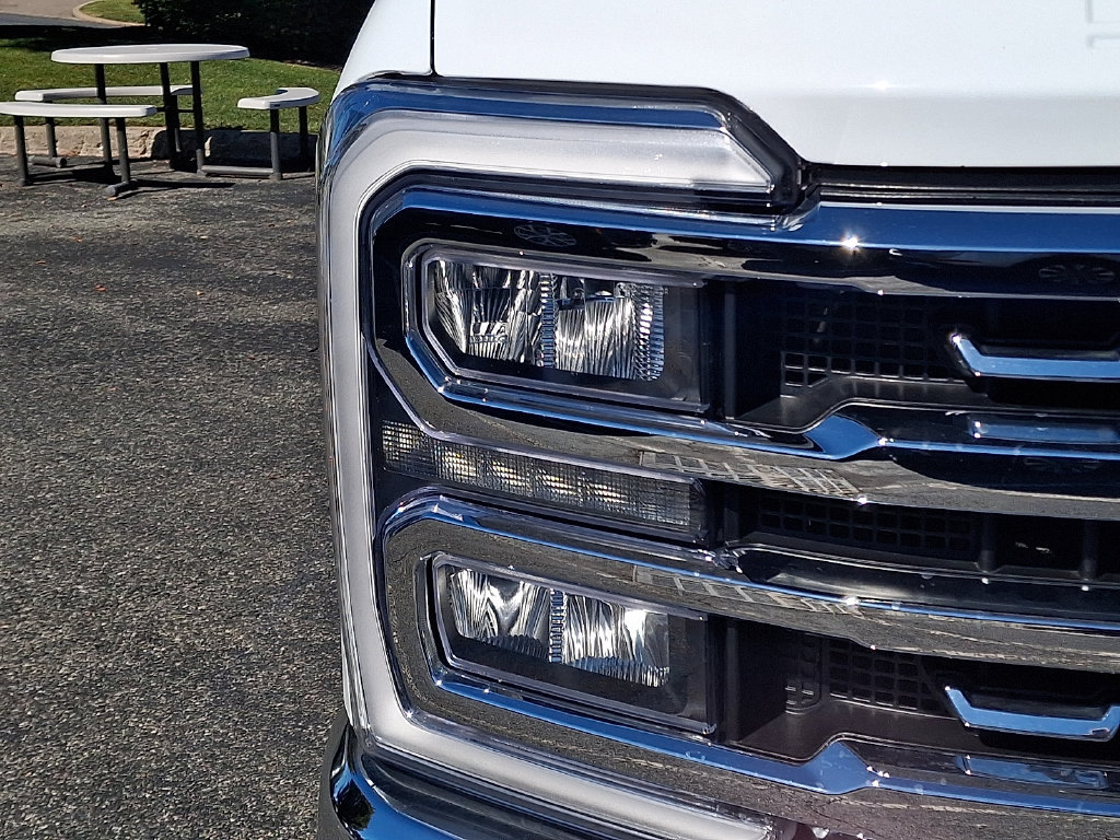 Certified 2024 Ford F250 Lariat AWD/4WD image 12