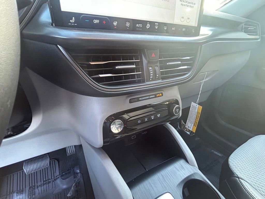Certified 2024 Ford Escape SE image 38