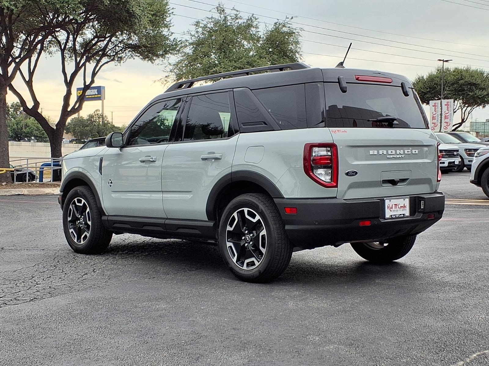 Certified 2024 Ford Bronco Sport Outer Banks AWD/4WD image 8