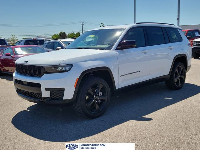 Used 2024 Jeep Grand Cherokee L Altitude AWD/4WD image 1