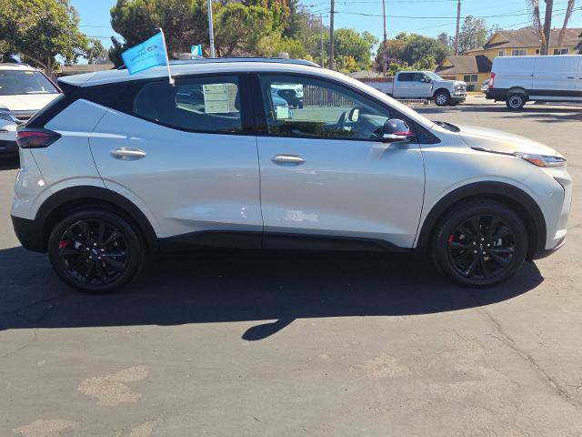 Used 2023 Chevrolet Bolt EUV LT w/ Convenience Package FWD video 3