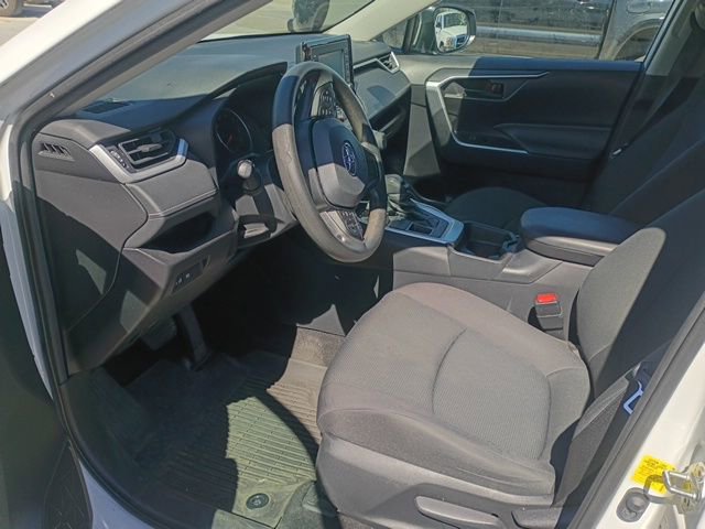 Used 2021 Toyota RAV4 LE image 21