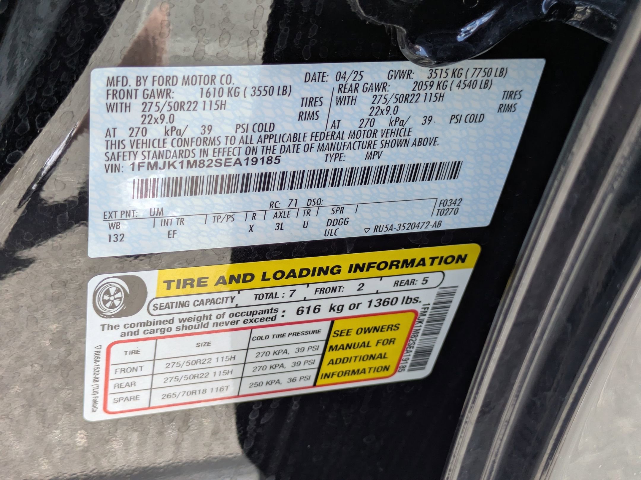 Certified 2025 Ford Expedition Max Platinum w/ Driver's Package AWD/4WD image 45