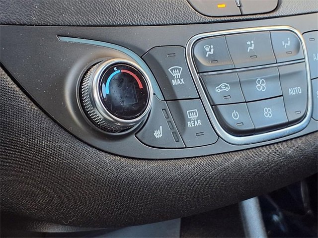 Used 2024 Chevrolet Malibu LT w/ Sport Edition image 9