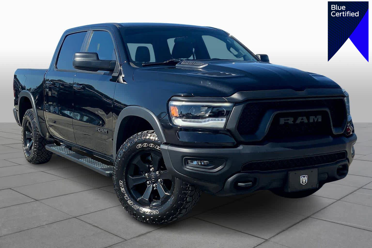 Used 2020 RAM 1500 Rebel w/ Black Appearance Package