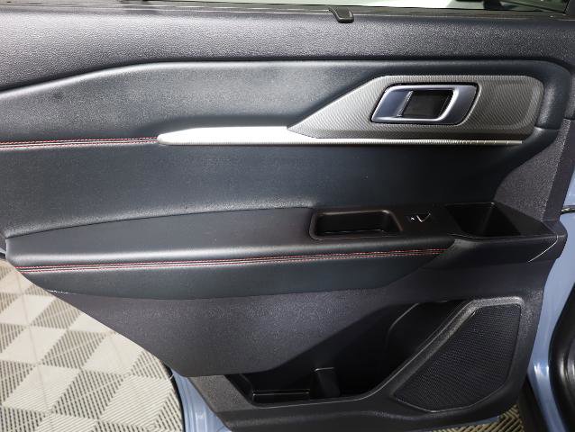 Certified 2025 Ford Explorer ST-Line w/ Premium Package AWD/4WD image 25