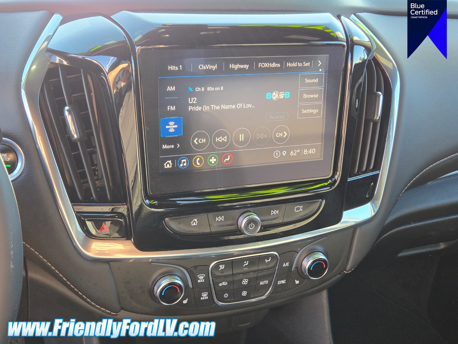 Used 2023 Chevrolet Traverse LT FWD image 21