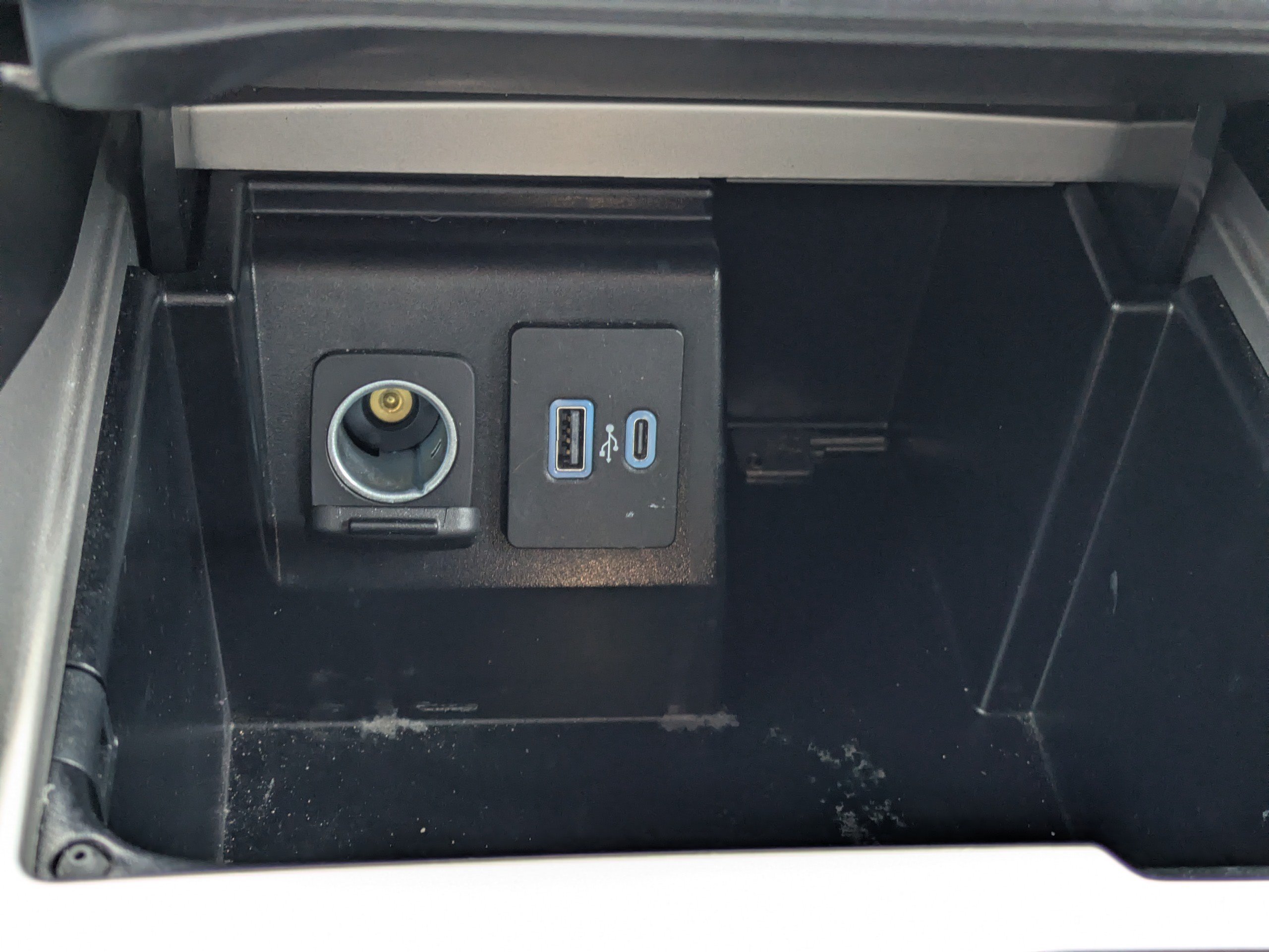Certified 2023 Ford Explorer XLT AWD/4WD image 28