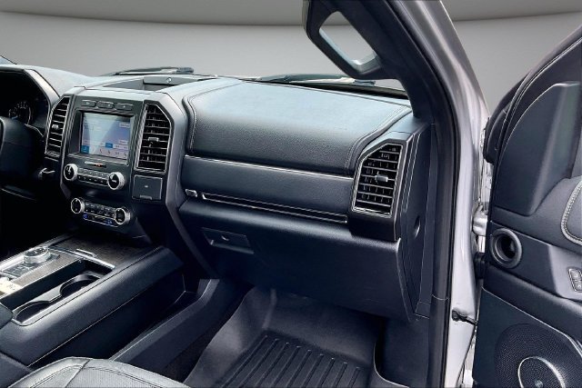 Certified 2019 Ford Expedition Limited w/ Equipment Group 301A RWD image 27
