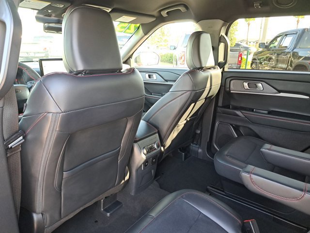 Certified 2025 Ford Explorer ST image 14