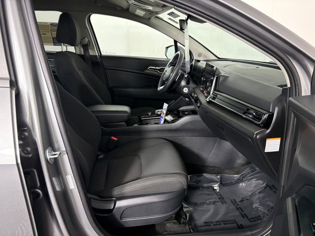 Used 2023 Kia Sportage LX AWD/4WD image 33