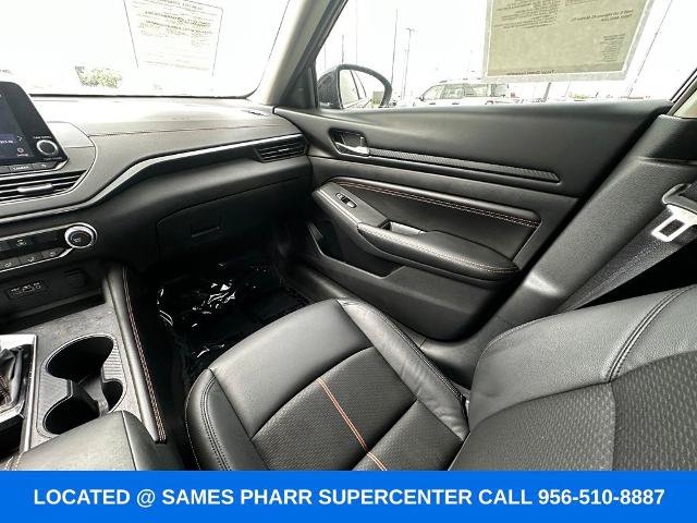 Used 2022 Nissan Altima 2.5 SR FWD image 14