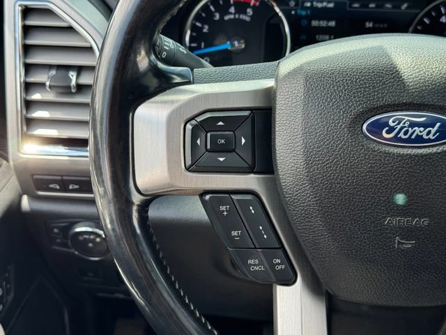 Certified 2017 Ford F350 Platinum w/ Platinum Ultimate Package AWD/4WD image 32