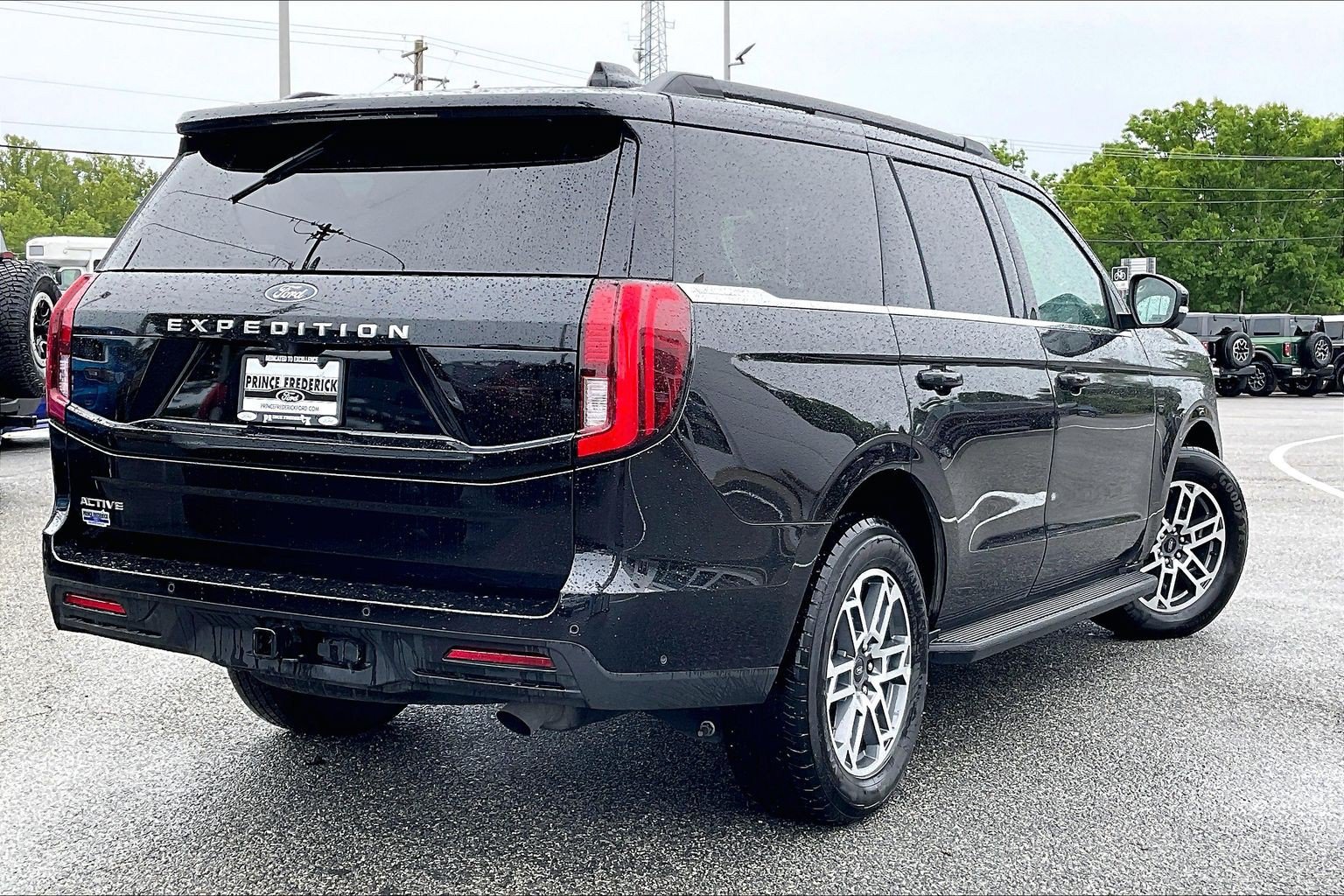 Certified 2025 Ford Expedition Active RWD image 12
