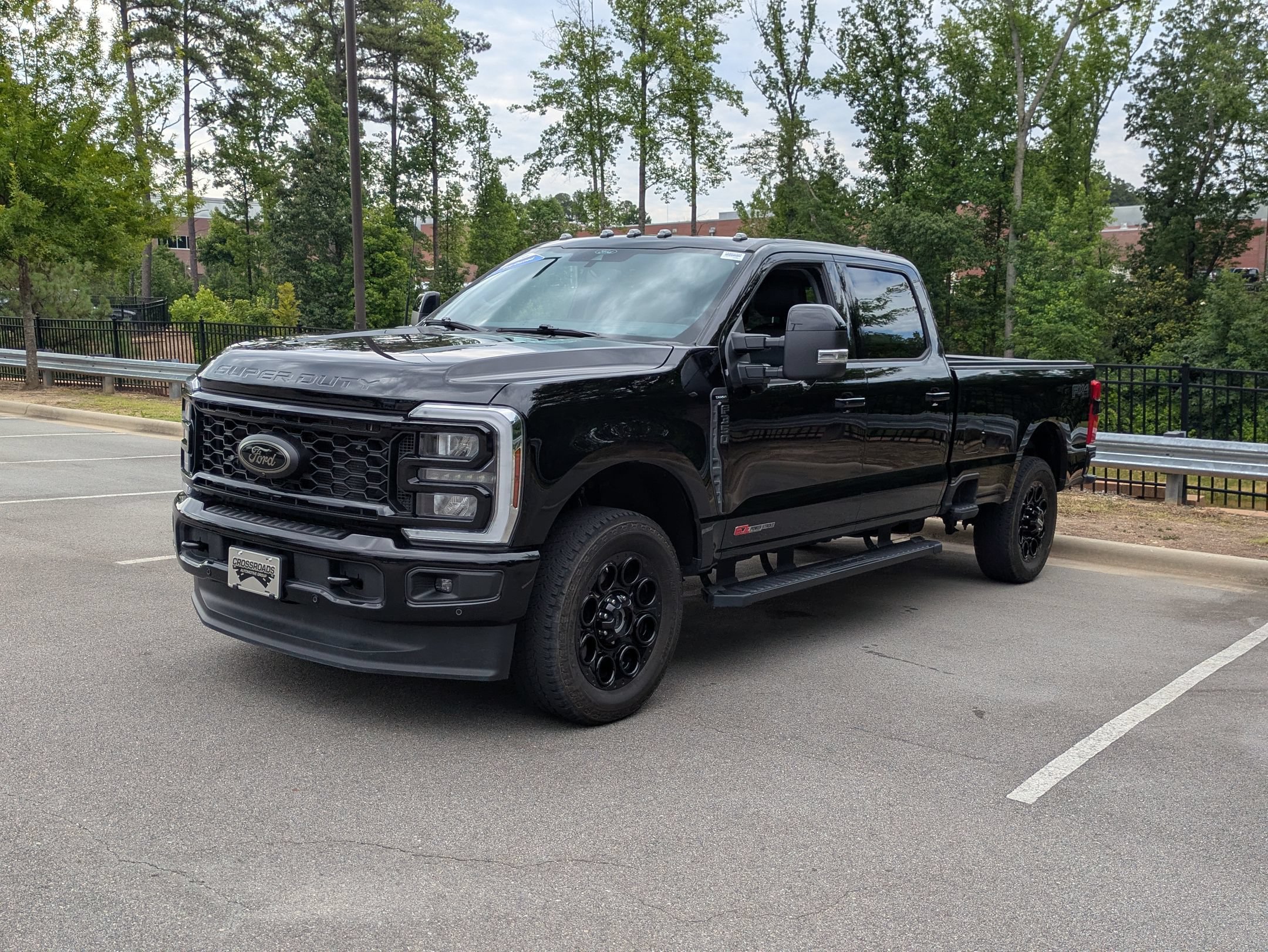Certified 2025 Ford F350 Lariat w/ Lariat Ultimate Package AWD/4WD image 8