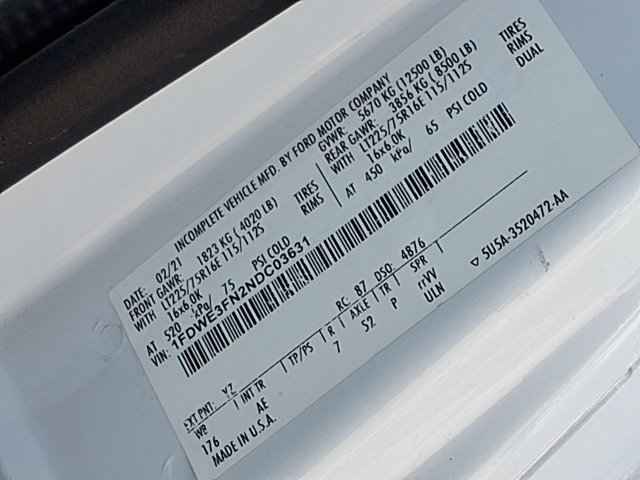Certified 2022 Ford E-350 and Econoline 350 Super Duty RWD image 39