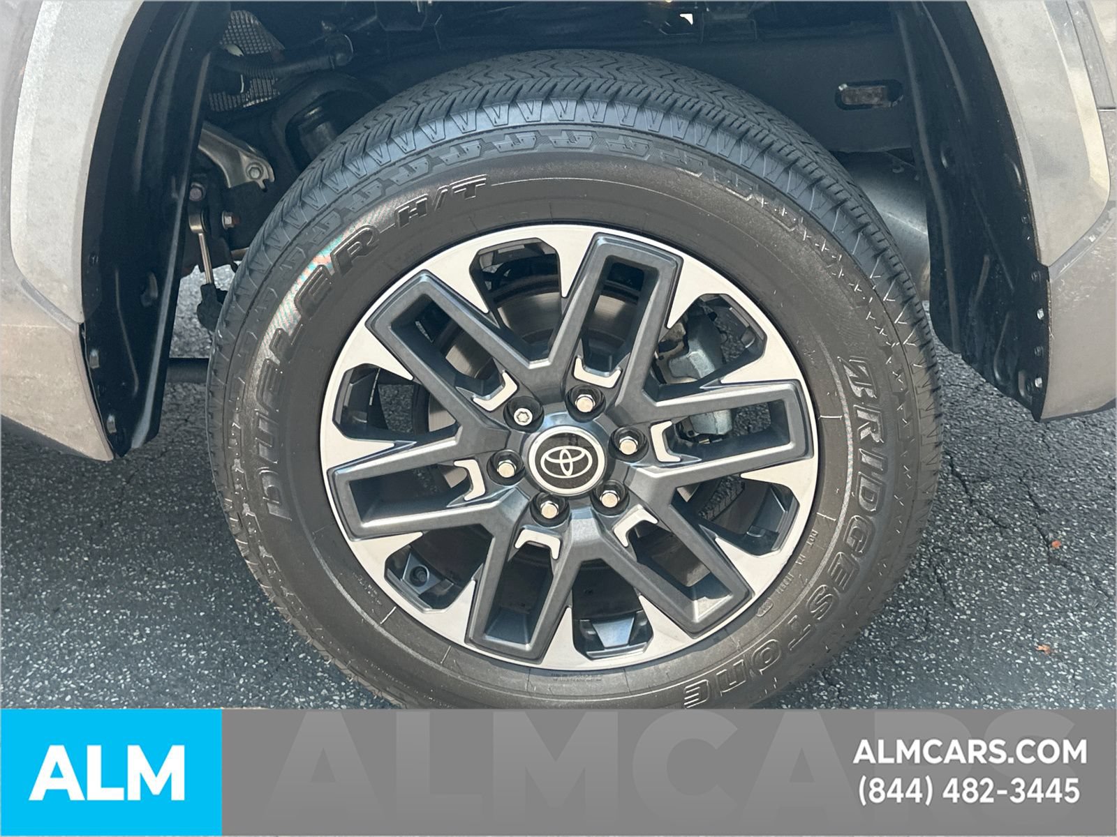 Used 2024 Toyota Tundra Limited AWD/4WD image 21