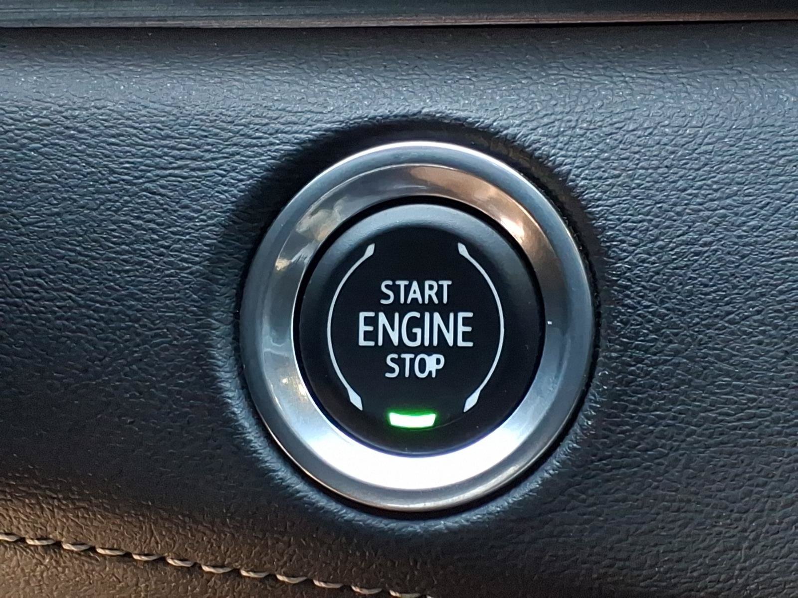 Used 2021 Cadillac Escalade Sport w/ Driver Assist Tech Package AWD/4WD image 24