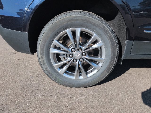 Used 2021 Cadillac XT5 Premium Luxury w/ LPO, Floor Liner Package FWD image 12