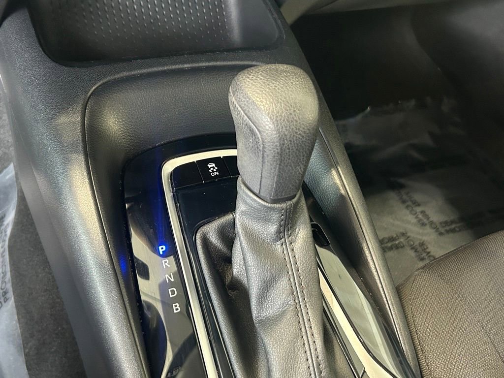 Used 2024 Toyota Corolla LE image 13