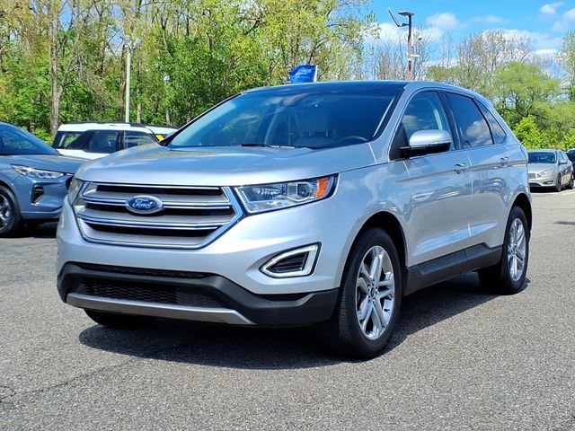 Certified 2018 Ford Edge Titanium w/ Equipment Group 301A FWD image 3