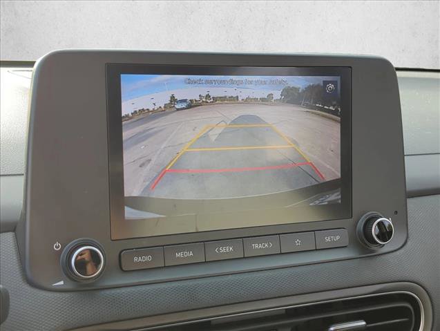 Used 2023 Hyundai Kona SEL image 11
