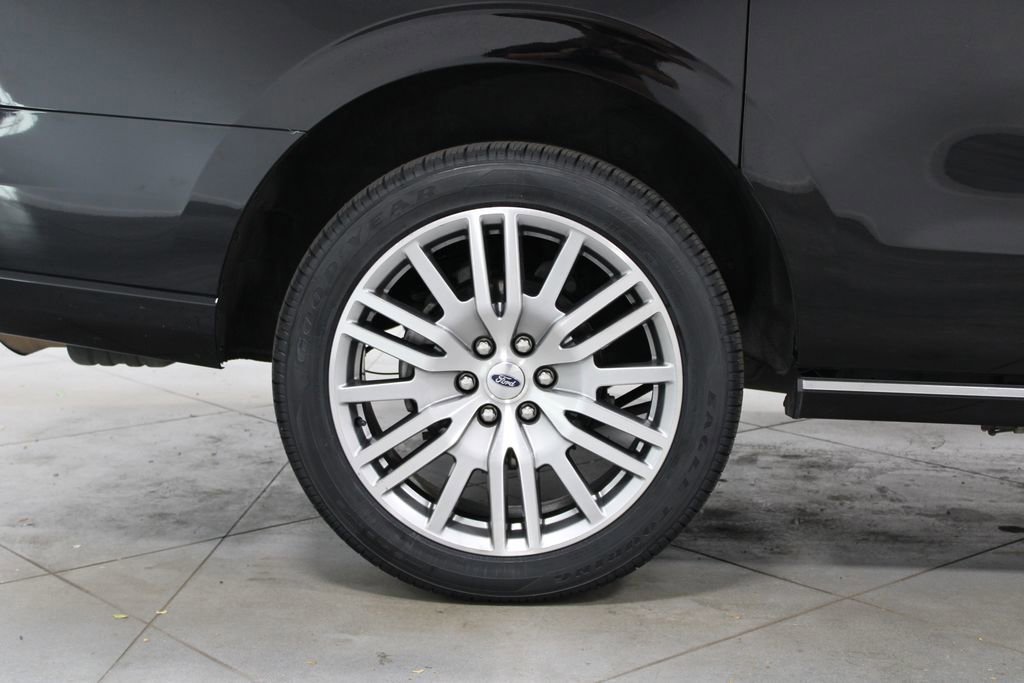 Certified 2023 Ford Expedition Max Platinum AWD/4WD image 15