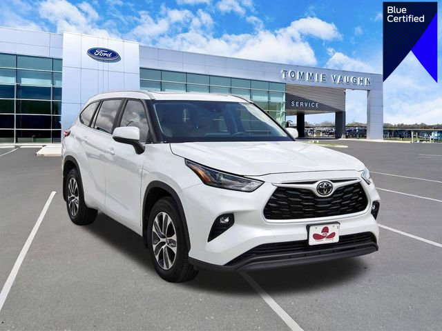 Used 2023 Toyota Highlander XLE