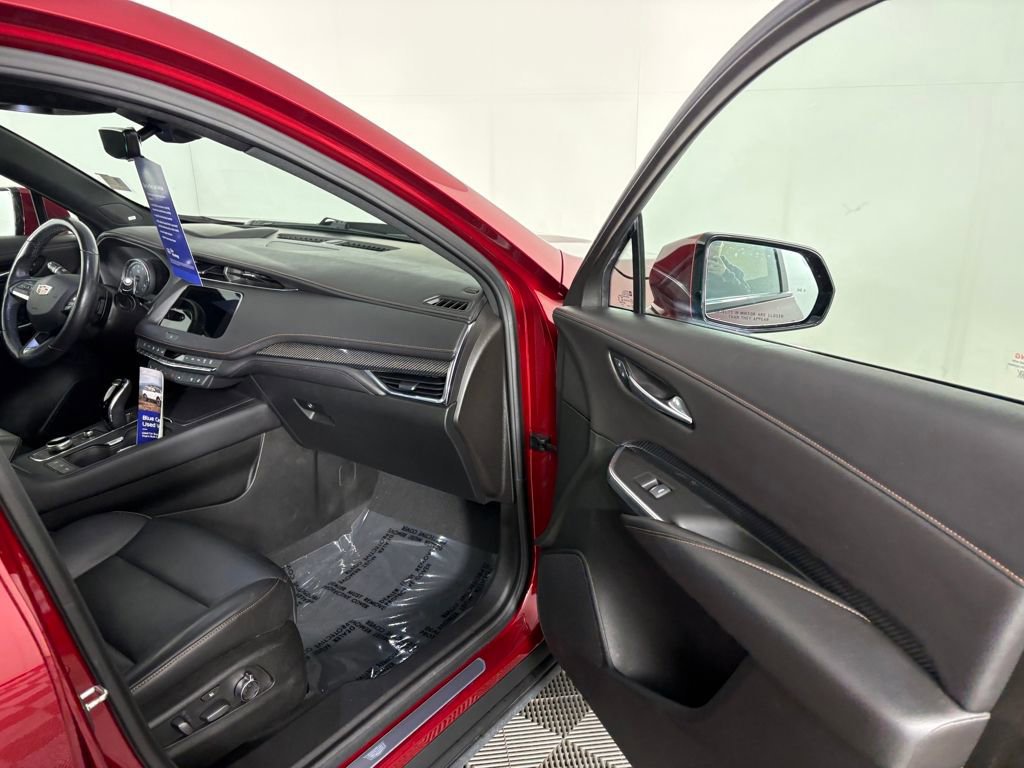 Used 2021 Cadillac XT4 Sport image 37