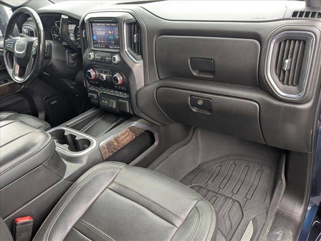 Used 2023 GMC Sierra 3500 Denali w/ Denali Ultimate Package image 21