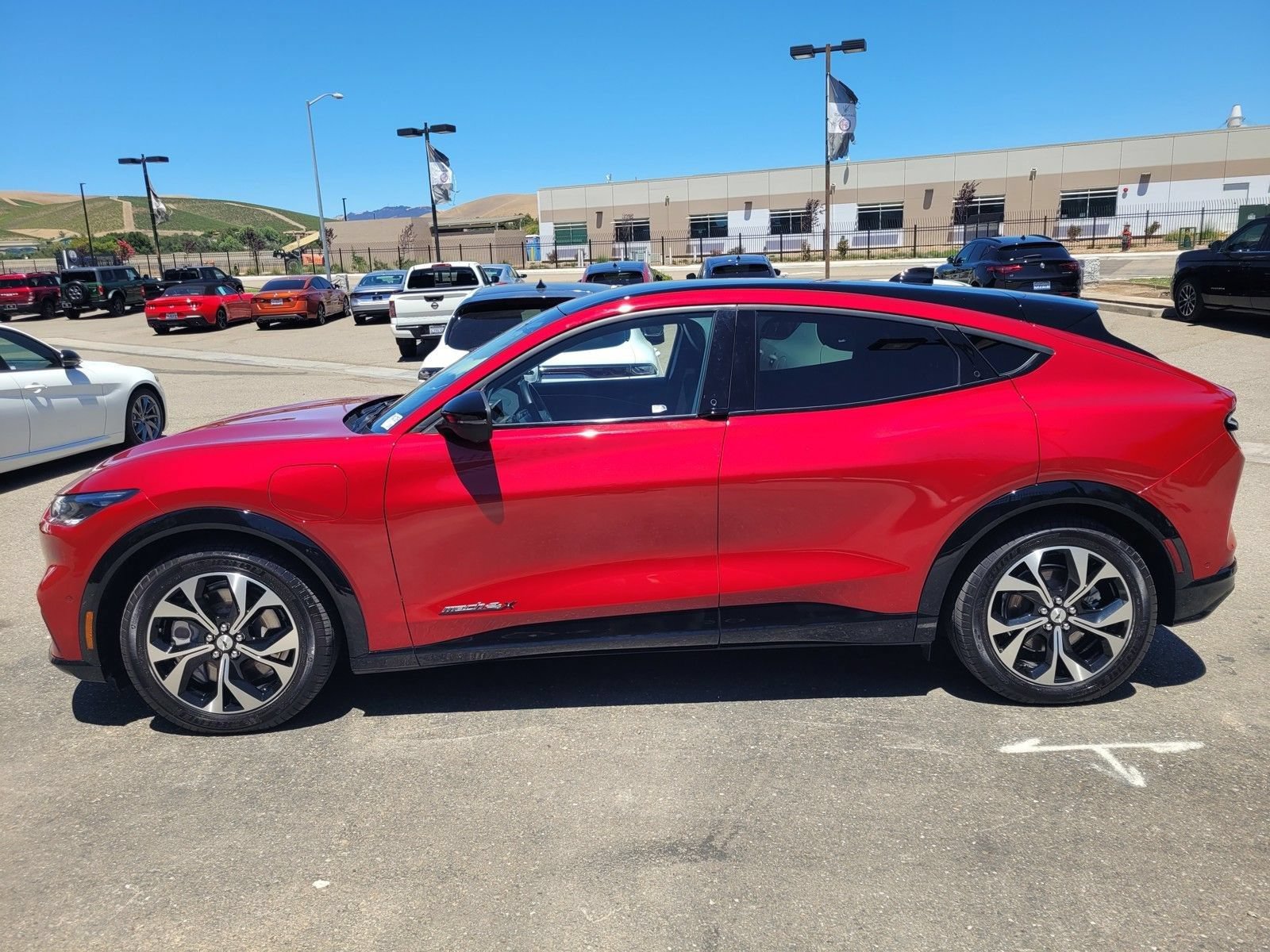 Certified 2023 Ford Mustang Mach-E Premium AWD/4WD image 7