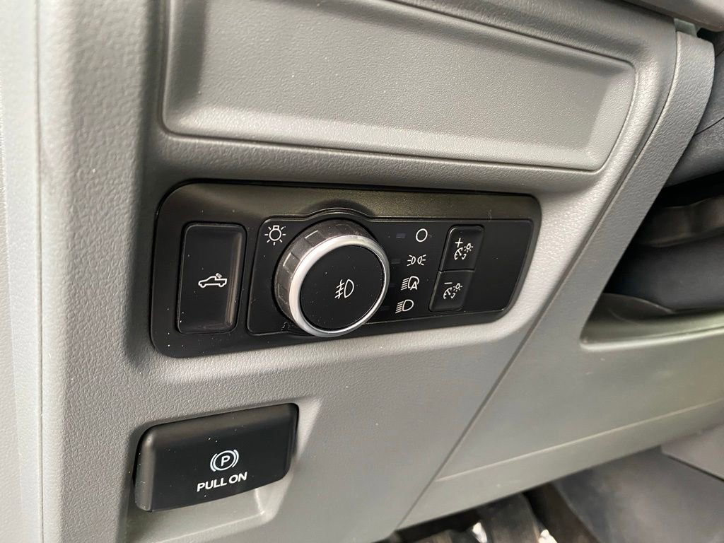 Certified 2022 Ford F150 XLT w/ Equipment Group 301A Mid image 5