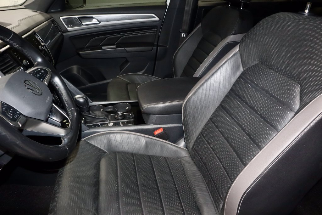 Used 2020 Volkswagen Atlas Cross Sport SEL Premium AWD/4WD image 24