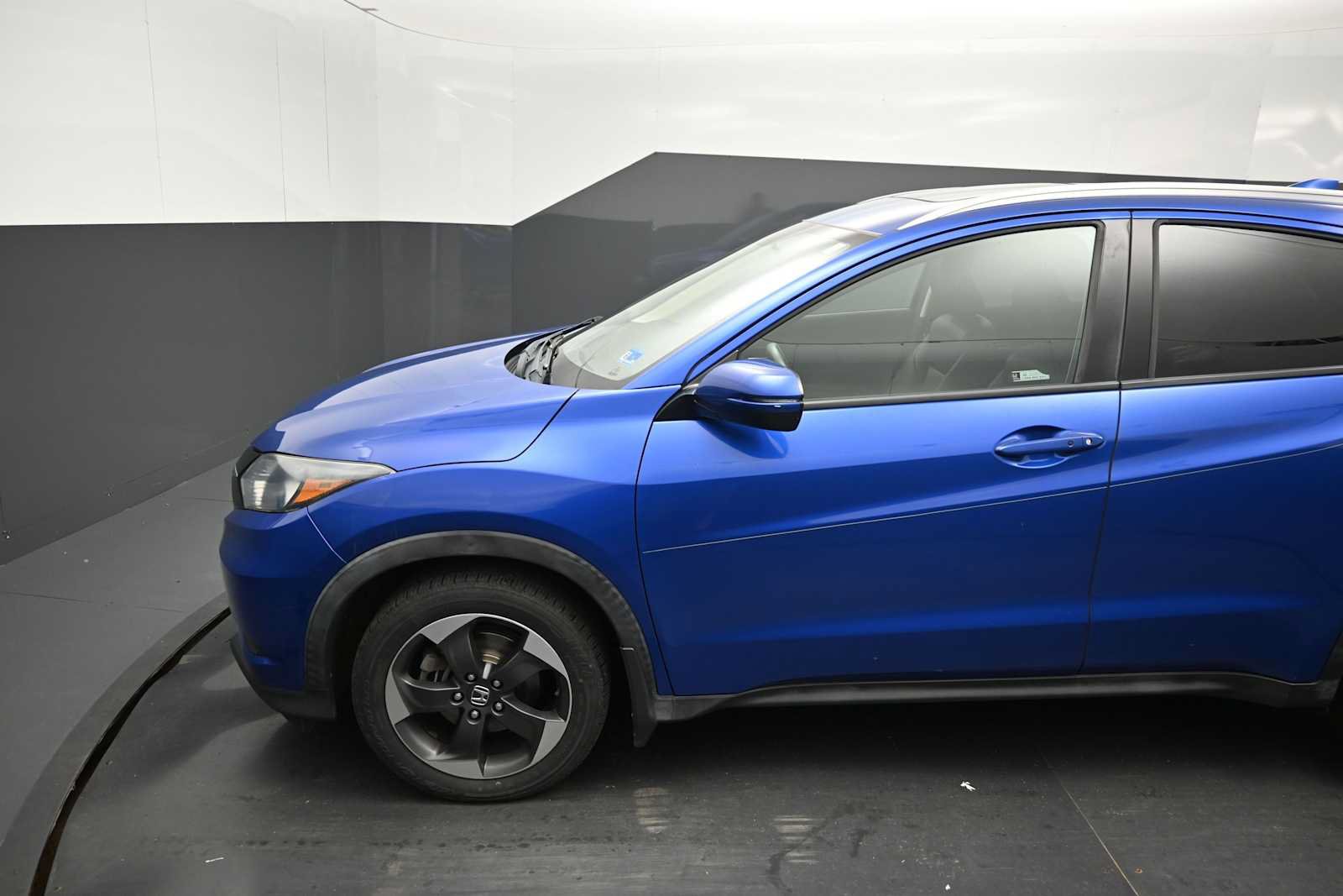 Used 2018 Honda HR-V EX-L image 11