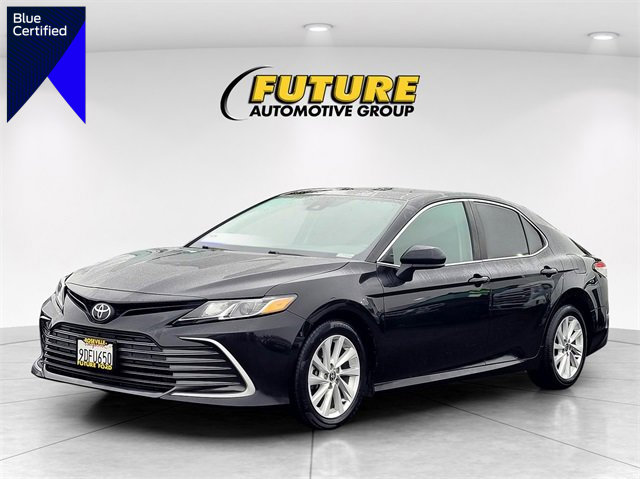 Used 2023 Toyota Camry LE image 1