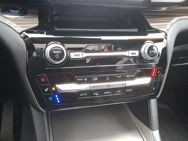 Certified 2022 Ford Explorer Limited w/ Hybrid Equipment Group 310A image 16