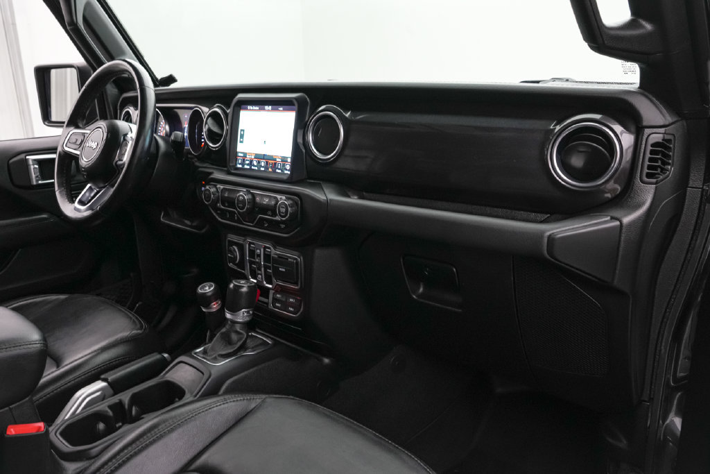 Used 2021 Jeep Wrangler Unlimited Sahara AWD/4WD image 27