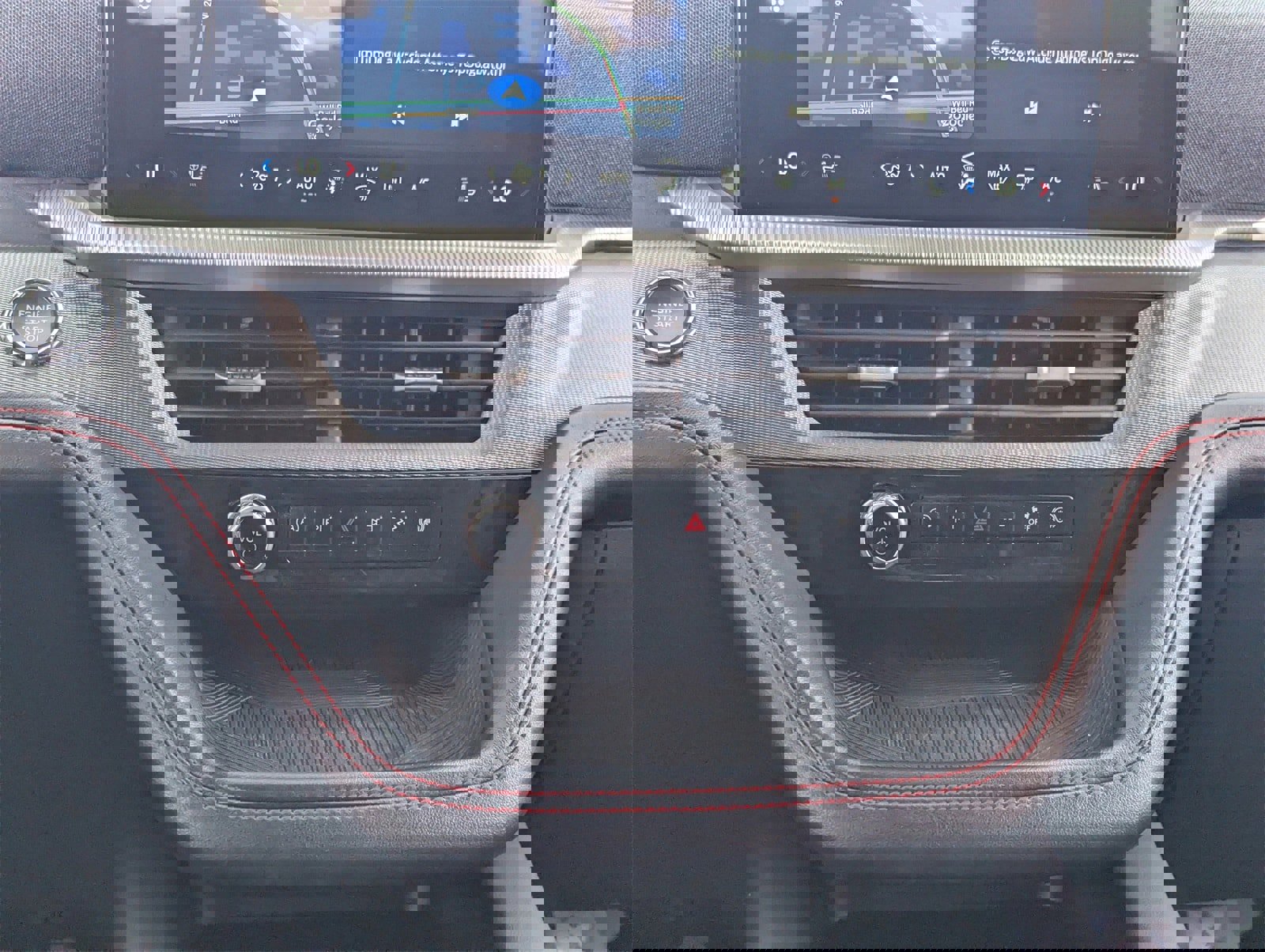 Certified 2025 Ford Explorer ST-Line w/ ST-Line Street Pack image 20