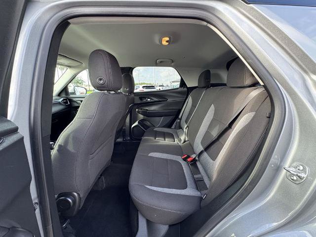 Used 2025 Chevrolet TrailBlazer LT AWD/4WD image 14