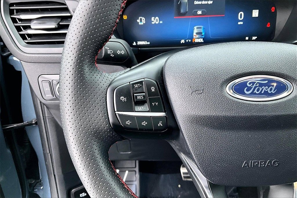 Certified 2023 Ford Escape ST-Line Select w/ Tech Pack #2 image 17