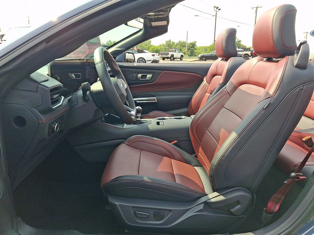 Certified 2025 Ford Mustang GT Premium RWD image 13