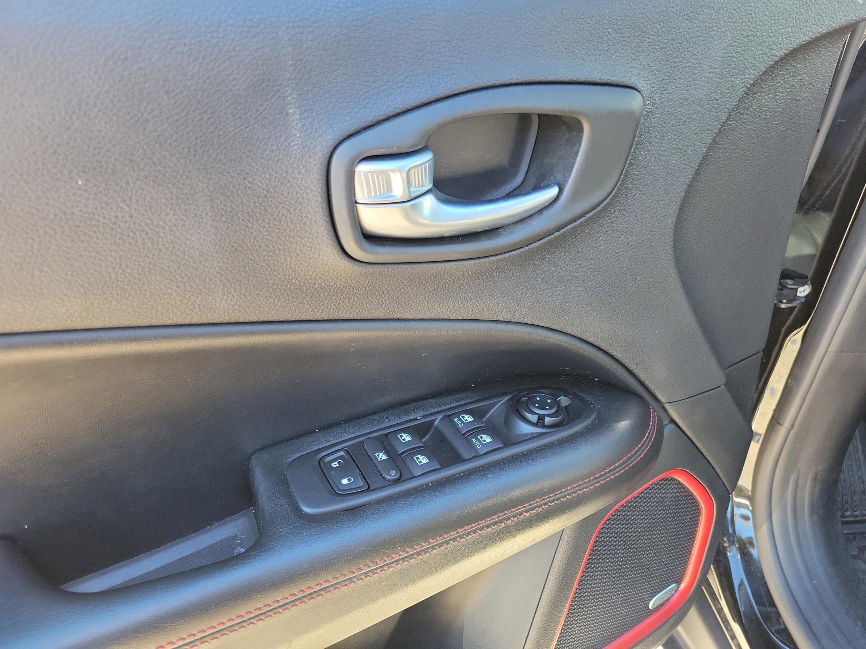 Used 2020 Jeep Compass Trailhawk w/ Leather Interior Group image 30