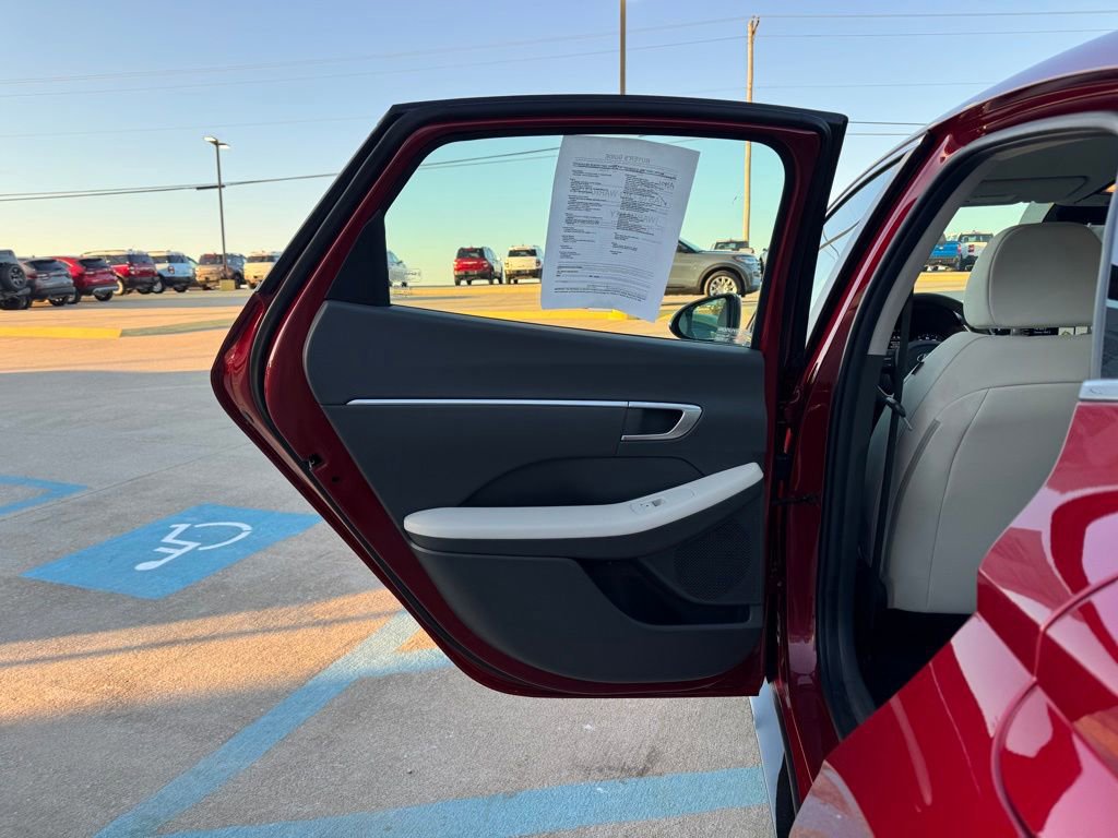 Used 2023 Hyundai Sonata SEL image 26