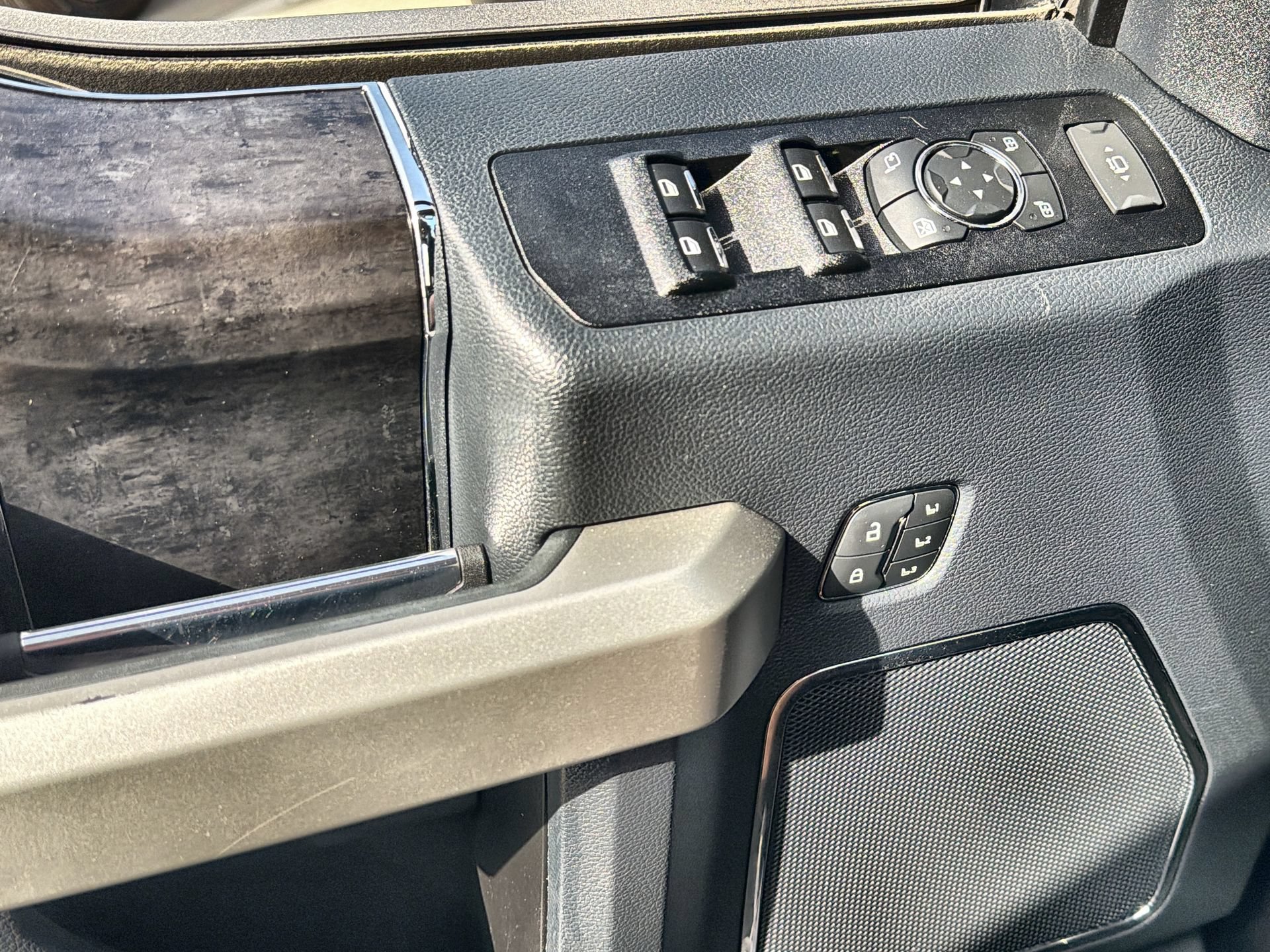 Certified 2022 Ford F250 Lariat w/ Lariat Ultimate Package AWD/4WD image 13
