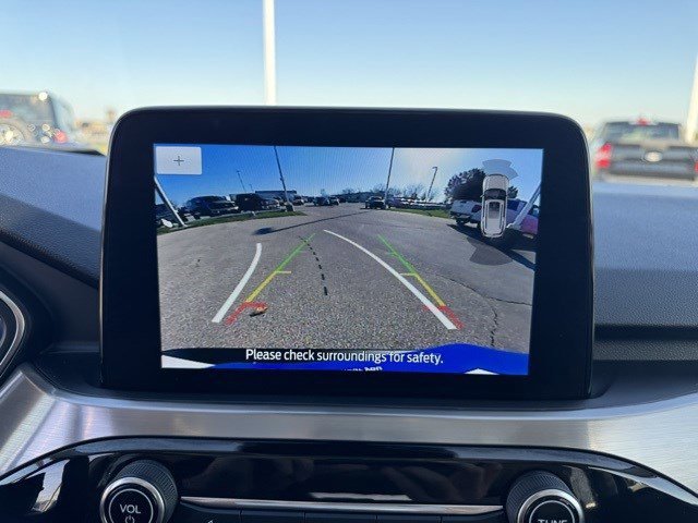 Certified 2022 Ford Escape Titanium w/ Class II Trailer Tow Package image 20